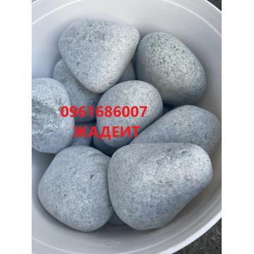 20 кг -Середній (70-150мм) камінь Жадеїт шліфований - відро 20 кг -Середній (70-150мм) камінь Жадеїт шліфований - відро